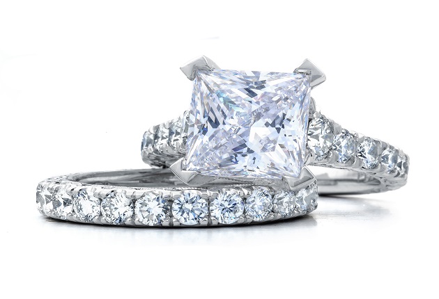 Princess Engagement Rings at Lewis Jewelers