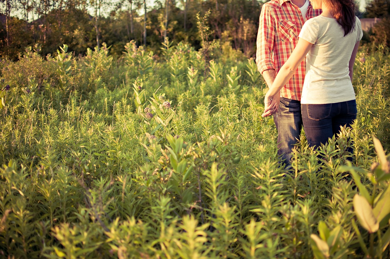 How to Keep your Engagement Ring Looking Great for the Wedding Day