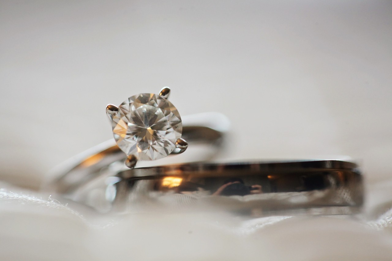 Guide to Matching Wedding Bands and Engagement Rings