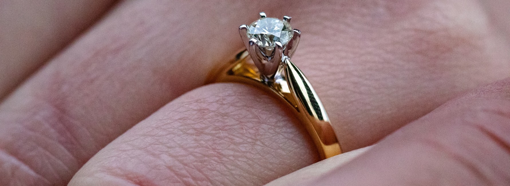 Engagement Ring Styles at Lewis Jewelers